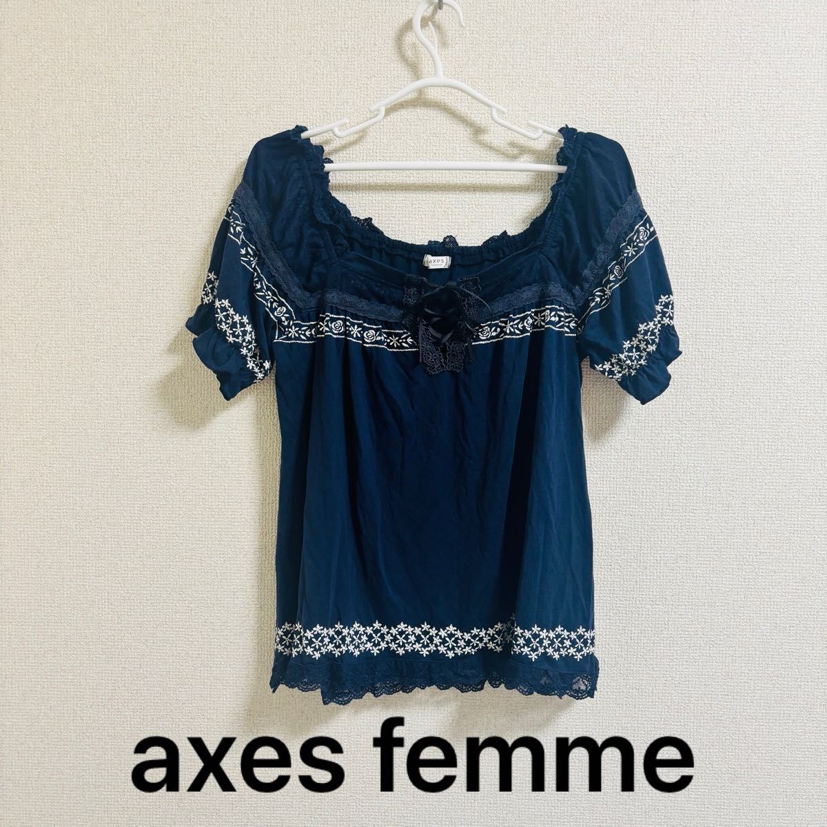 axes femme 阿克西斯法姆 短袖上衣 海军蓝 蕾丝 刺绣
