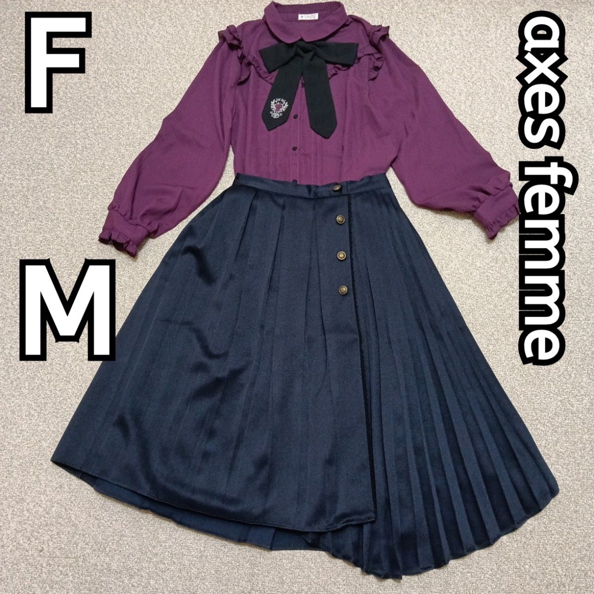 女士服饰　蝴蝶结荷叶边衬衫 均码　百褶裙M